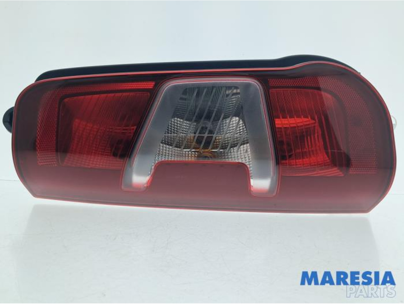 Opel - Combo - Taillight, left