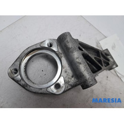 Opel - Astra - Engine mount