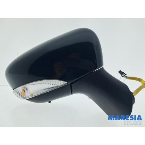 Renault - Captur - Wing mirror, right