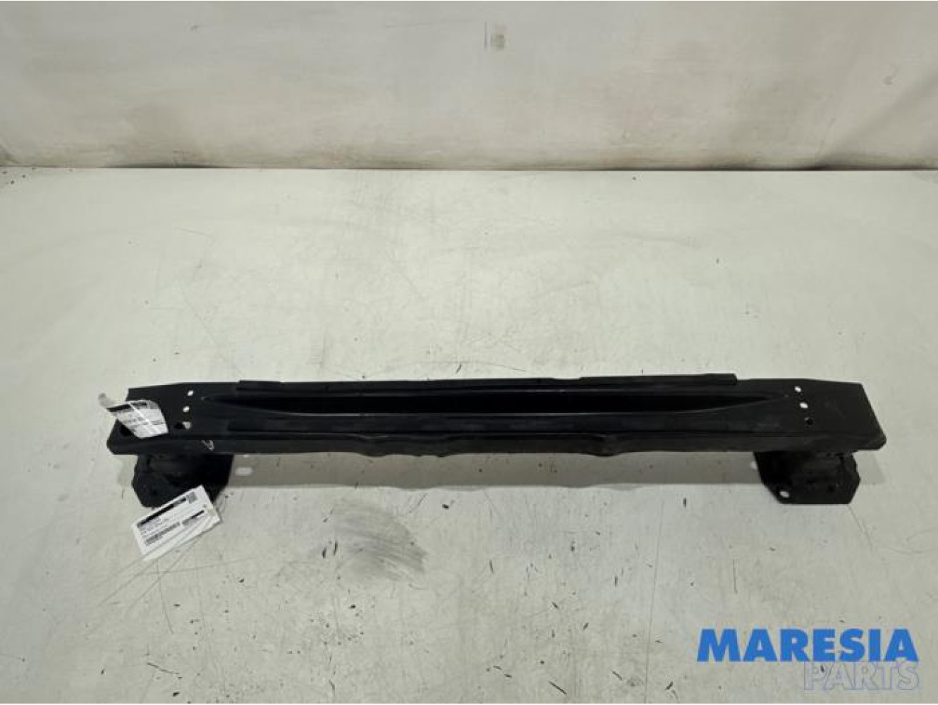 Renault - Clio - Rear bumper frame