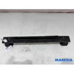 Renault - Clio - Rear bumper frame