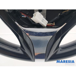 Renault - Captur - Steering wheel