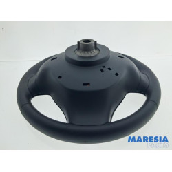 Renault - Captur - Steering wheel