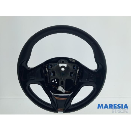 Renault - Captur - Steering wheel