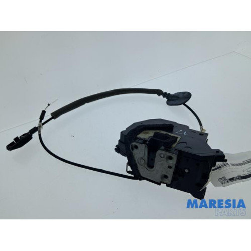 Renault - Captur - Door lock mechanism 4-door, front left
