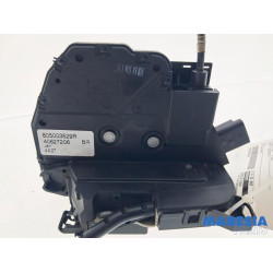 Renault - Captur - Front door lock mechanism 4-door, right