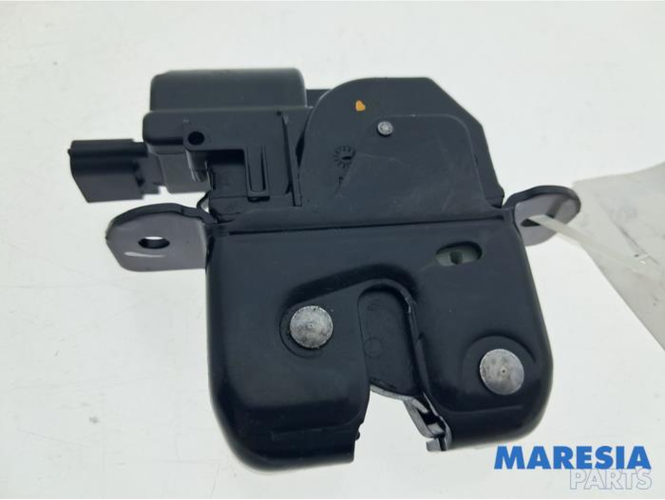 Renault - Captur - Tailgate lock mechanism