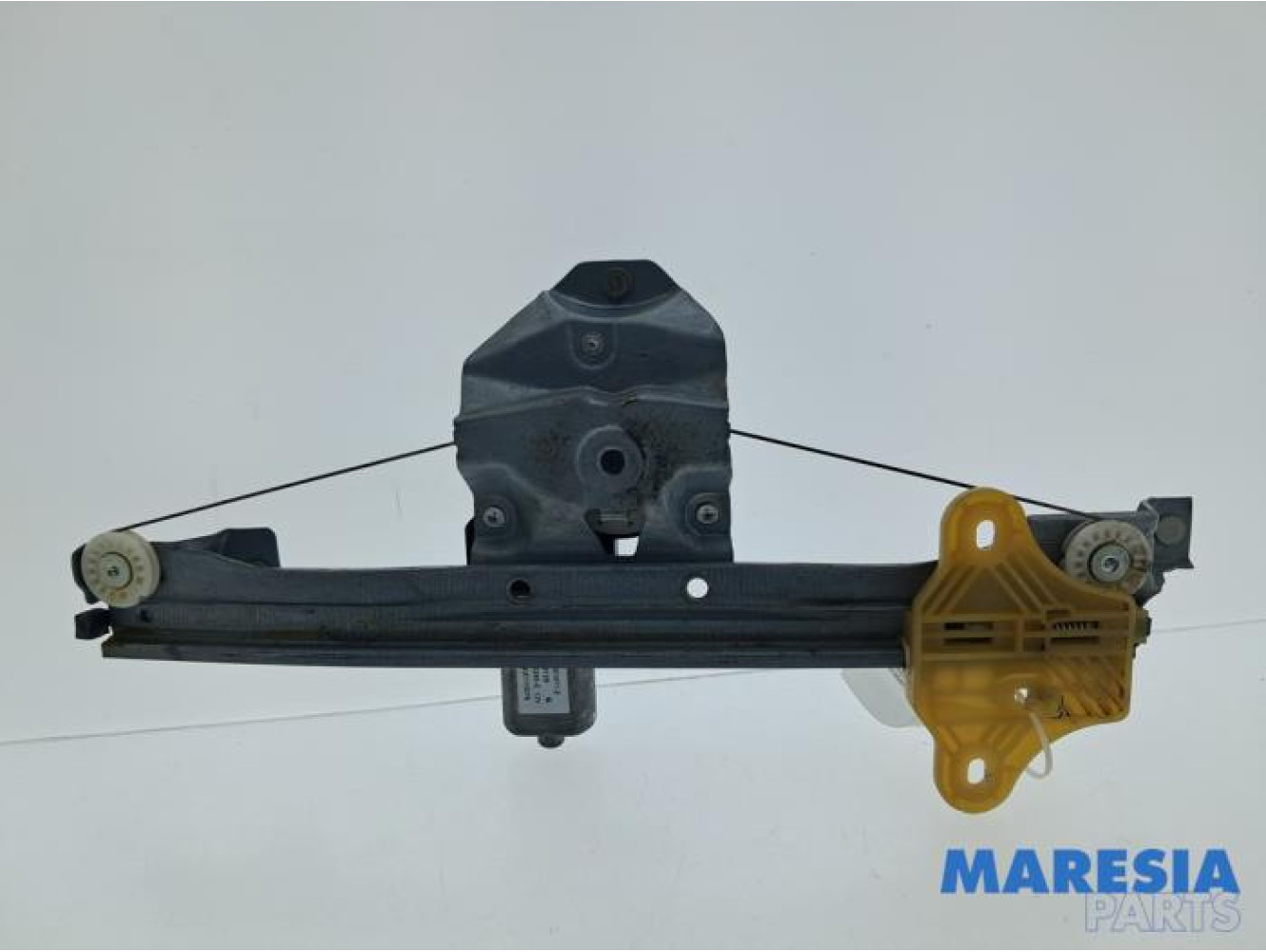 Renault - Captur - Rear door window mechanism 4-door, right