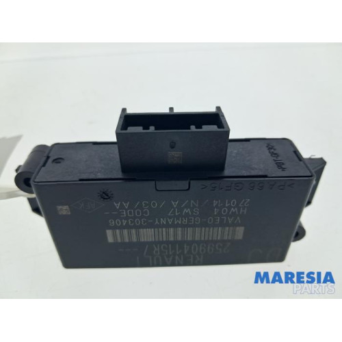 Renault - Captur - Module PDC