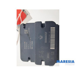Renault - Captur - Airbag Module