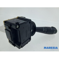 Renault - Captur - Wiper switch