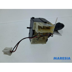 Renault - Captur - Indicator switch