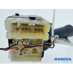 Renault - Captur - Indicator switch