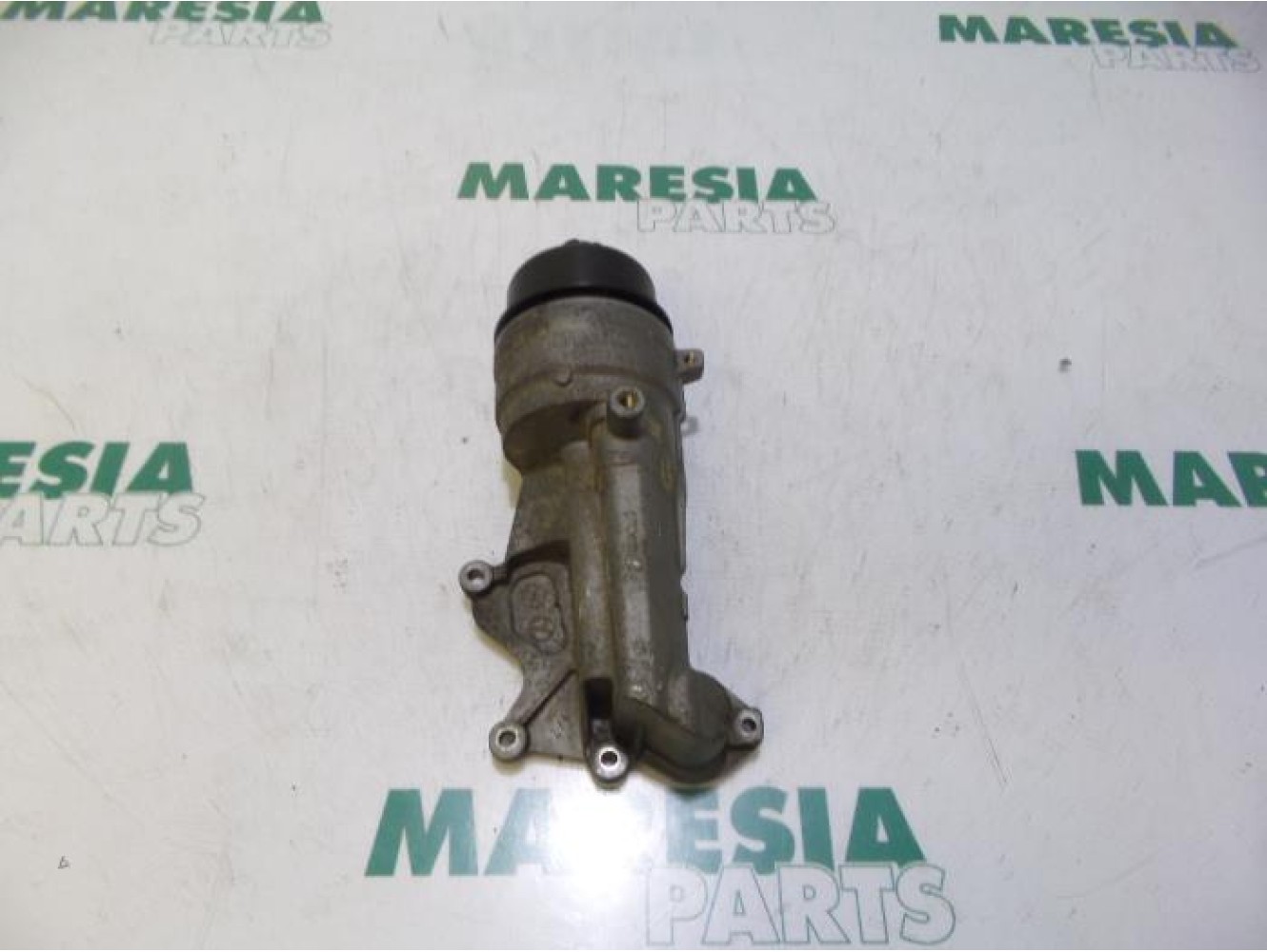 Peugeot - 308 - Oil filter holder