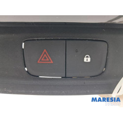 Opel - Vivaro - Dashboard vent
