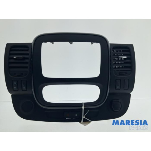 Opel - Vivaro - Luchtrooster Dashboard