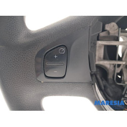 Opel - Vivaro - Steering wheel