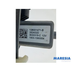 Opel - Vivaro - Window mechanism 2-door, front right