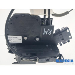 Opel - Vivaro - Sliding door lock mechanism, right