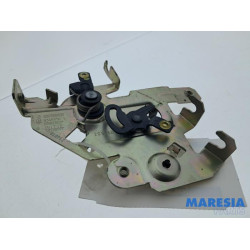 Opel - Vivaro - Sliding door lock mechanism, right