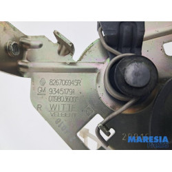 Opel - Vivaro - Sliding door lock mechanism, right