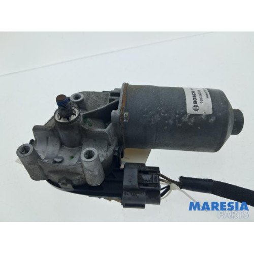 Opel - Vivaro - Front wiper motor