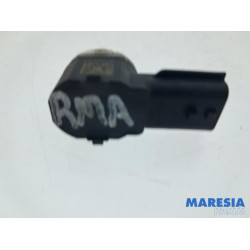Opel - Vivaro - PDC Sensor