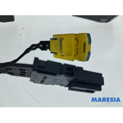 Renault - Clio - Steering column stalk