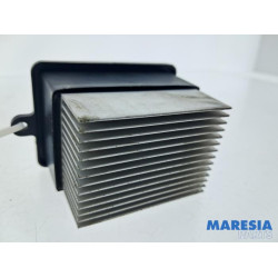 Renault - Clio - Heater resistor
