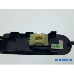 Renault - Clio - Elektrisches Fenster Schalter