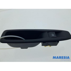Renault - Clio - Elektrisches Fenster Schalter
