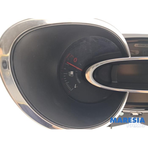 Renault - Clio - Instrument de bord