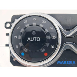 Renault - Clio - Panneau de commandes chauffage