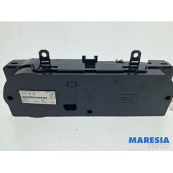 Renault - Clio - Panneau de commandes chauffage