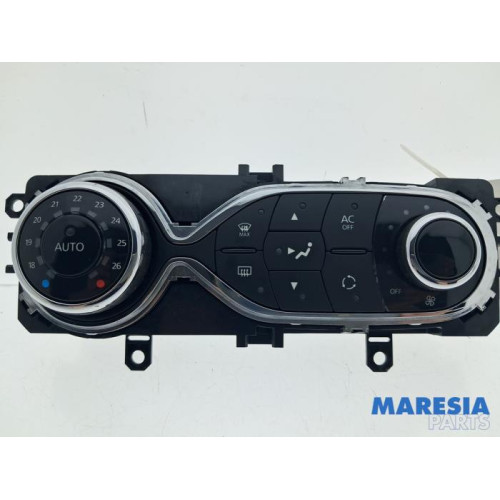 Renault - Clio - Panneau de commandes chauffage