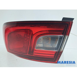 Renault - Clio - Taillight, right