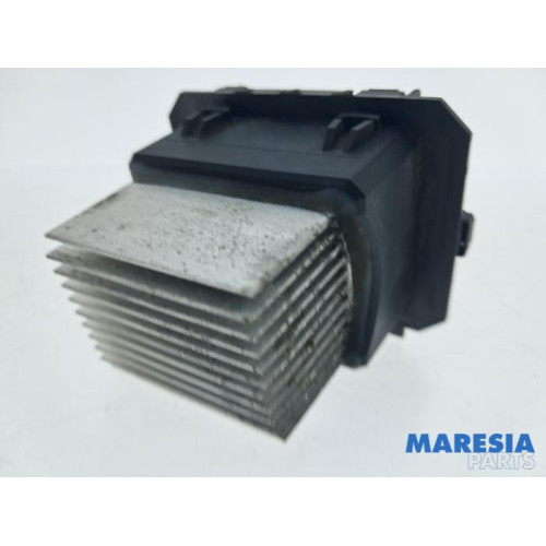 Opel - Vivaro - Heater resistor