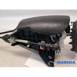 Opel - Vivaro - Gear stick
