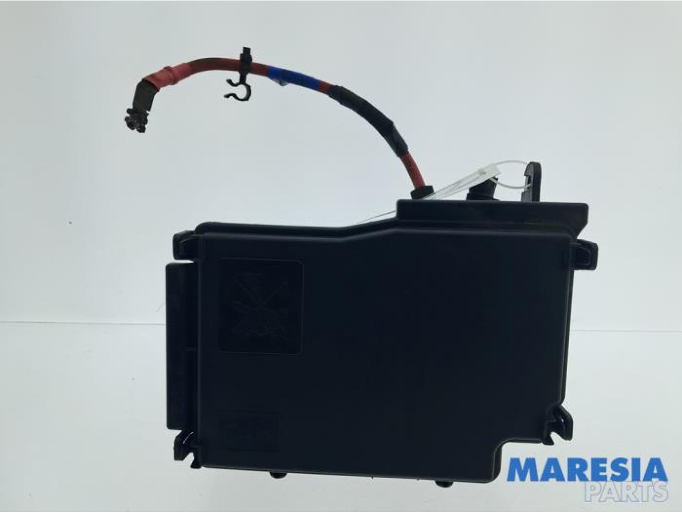 Opel - Vivaro - Fuse box