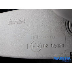 Renault - Clio - Rear view mirror