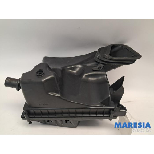 Opel - Astra - Air box