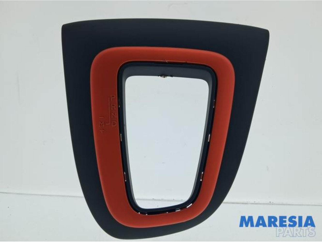 Renault - Clio - Cover, miscellaneous