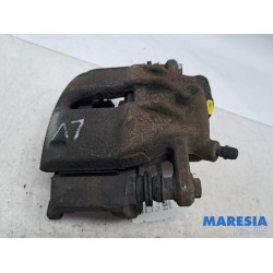 Renault - Captur - Front brake calliper, left