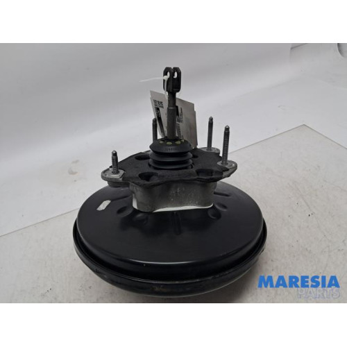 Renault - Captur - Brake servo