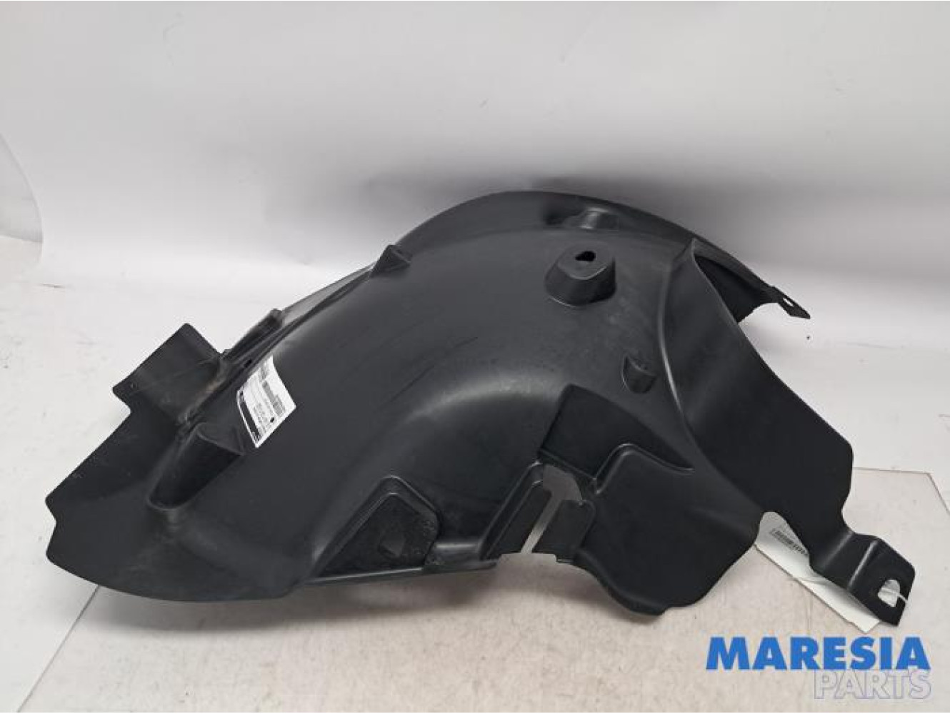 Renault - Captur - Wheel arch liner