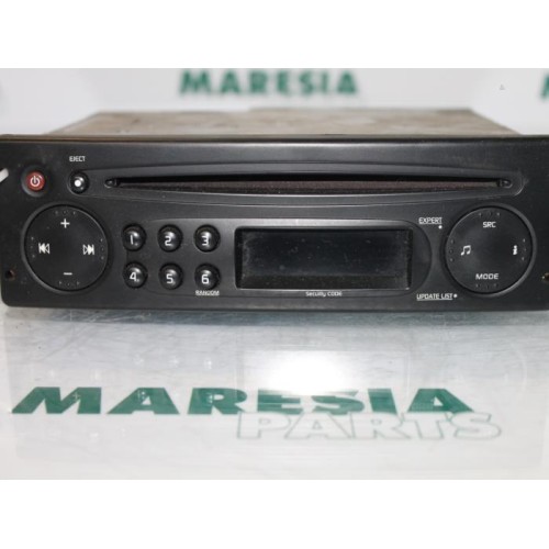Renault - Trafic - Radio CD player