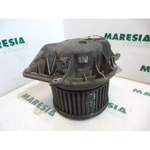 Renault - Trafic - Heating and ventilation fan motor