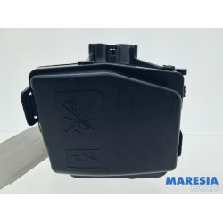 Renault - Captur - Fuse box