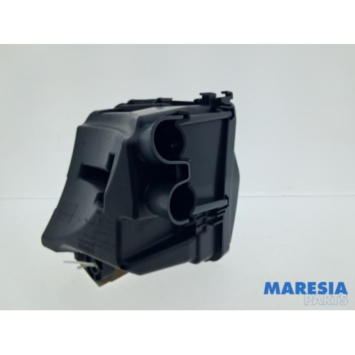 Renault - Captur - Fuse box