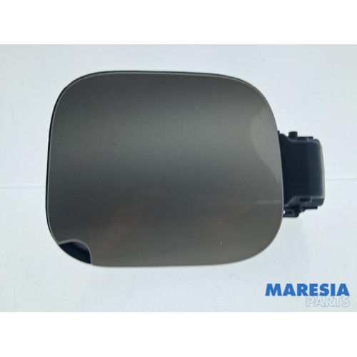 Renault - Captur - Tank cap cover